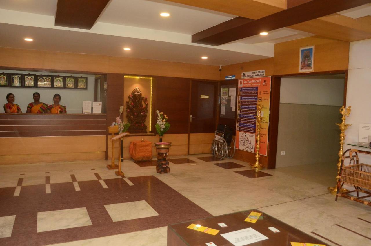 Hotel Kanakabhishegam First Hotel From The Thirukadaiyur Temple Tirukkadaiyur Εξωτερικό φωτογραφία